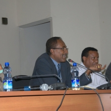 Professor Fekadu Beyene Discusses with Teaching Staff