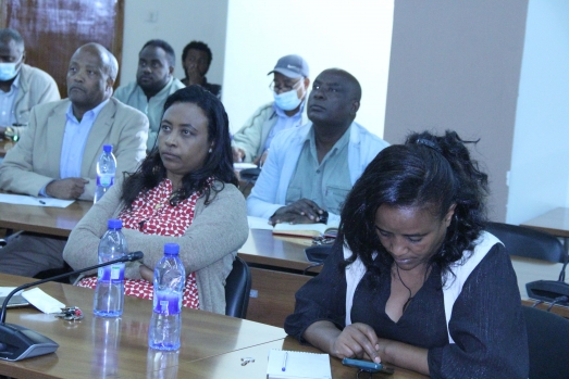 ኢሲሰዩ  የ2015 ዓ.ም የግማሽ ዓመት የሥራ አፈፃፀም ግምገማ አደረገ