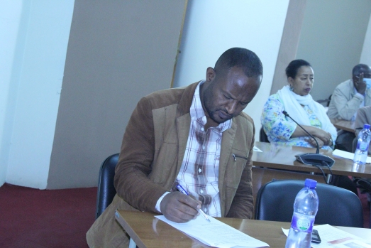 ኢሲሰዩ  የ2015 ዓ.ም የግማሽ ዓመት የሥራ አፈፃፀም ግምገማ አደረገ