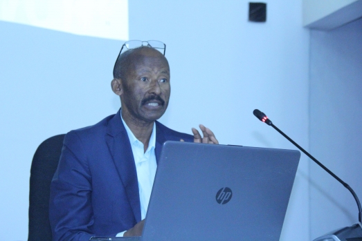 ኢሲሰዩ  የ2015 ዓ.ም የግማሽ ዓመት የሥራ አፈፃፀም ግምገማ አደረገ