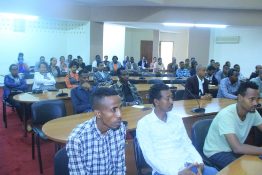 ኢሲሰዩ ለመሬት ባለሙያዎች ስልጠና መስጠት ጀመረ