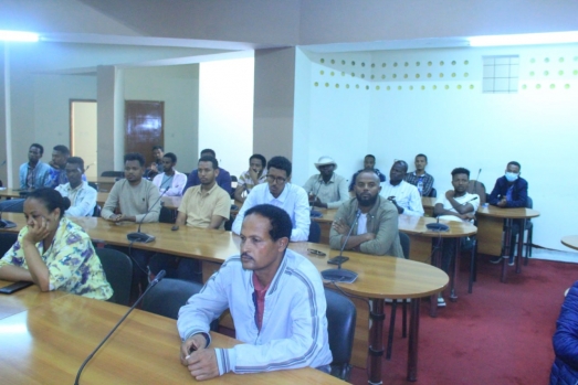 ኢሲሰዩ ለመሬት ባለሙያዎች ስልጠና መስጠት ጀመረ