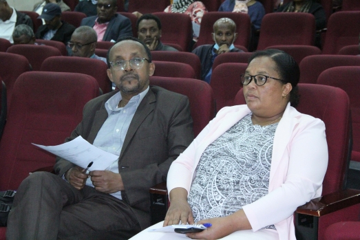 ኢሲሰዩ የምርምርና ማህበረሰብ አገልግሎት  የምርምር አስተችቶት አውደጥናት አካሄደ