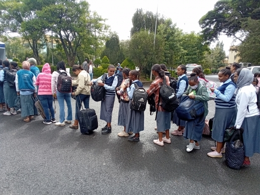 በኢትዮጵያ ሲቪል ሰርቪስ ዩኒቨርሲቲ የተመደቡ የማህበራዊ ሳይንስ ትምህርት  ዘርፍ የ12 ክፍል ተማሪዎች ወደ ዩኒቨርስቲ መግባት ጀምረዋል