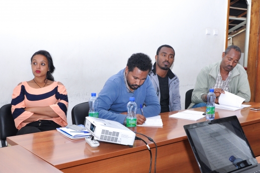 CUMTTC Holds Discussion on 2012 EC Annual Plan6