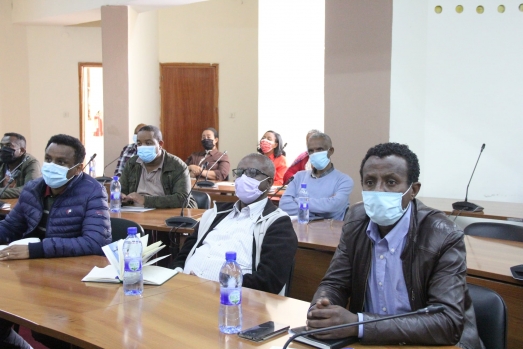 ኢሲሰዩ የ2014 ዓ.ም የግማሽ ዓመት የሥራ አፈፃፀም ግምገማ አደረገ