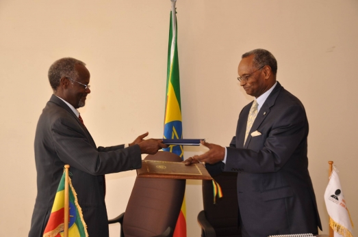 ECSU Signs Memorandum of Understanding (MOU) with IAR 