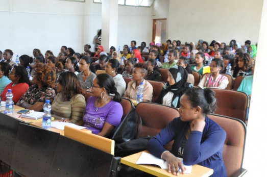 ECSU gives Research proposal Writing Training