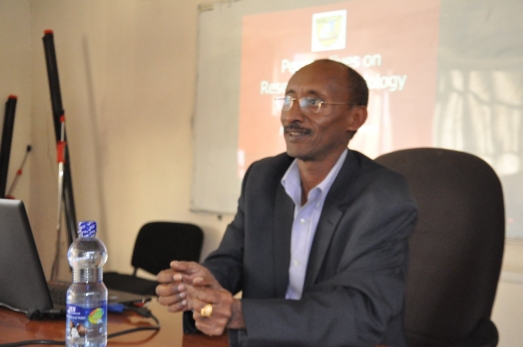 ECSU gives Research proposal Writing Training