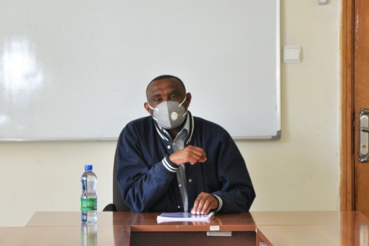 ECSU sign a contract agreement