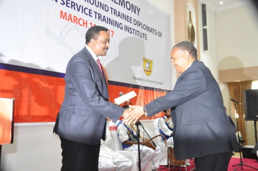 Ministry of Foreign Affair Holds Graduation Ceremony for Graduating Diplomats