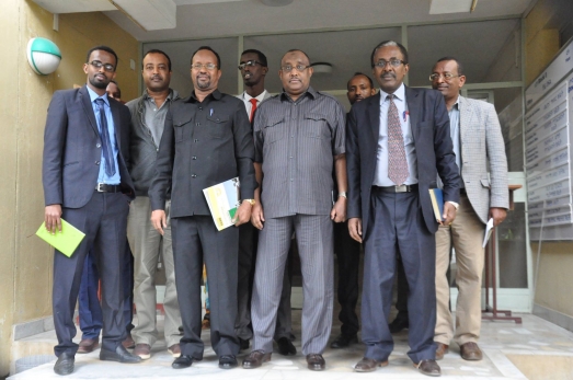 Puntland President visits Ethiopian Civil Service University