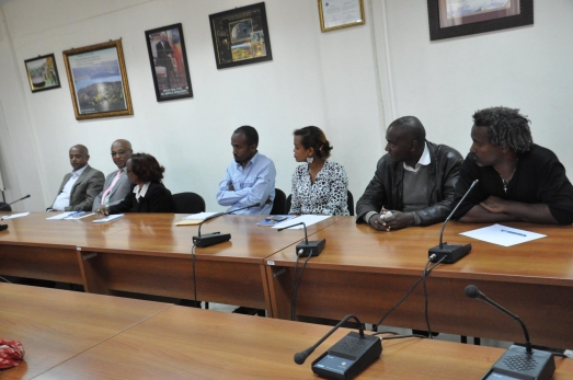 The New President Holds Discussion with Staff