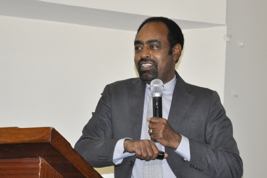                       Center Holds 13th In- Campus Seminar 1