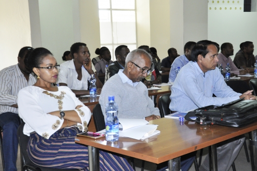                       Center Holds 13th In- Campus Seminar 4