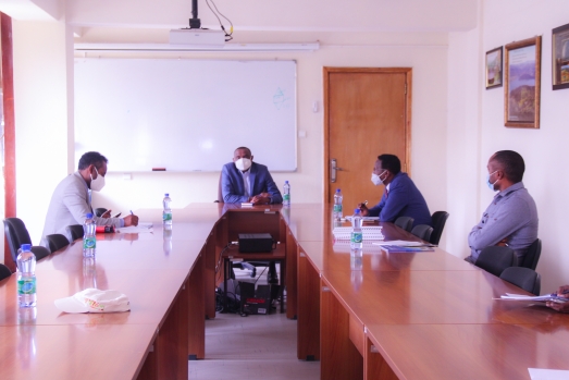 ECSU Sign a Contract Agreement