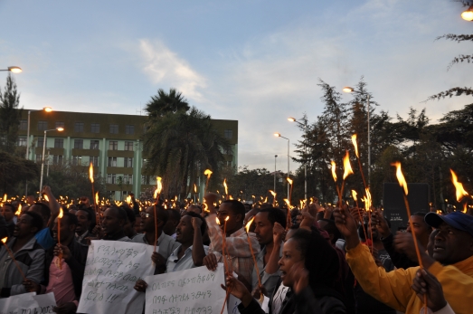 Ethiopian Civil Service University Students Mourn on the Death of Ethiopians